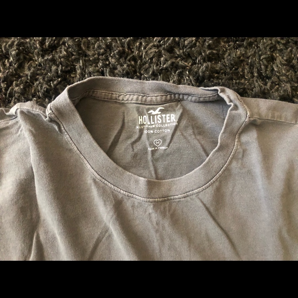 Hollister tee Size M Dark Gray
